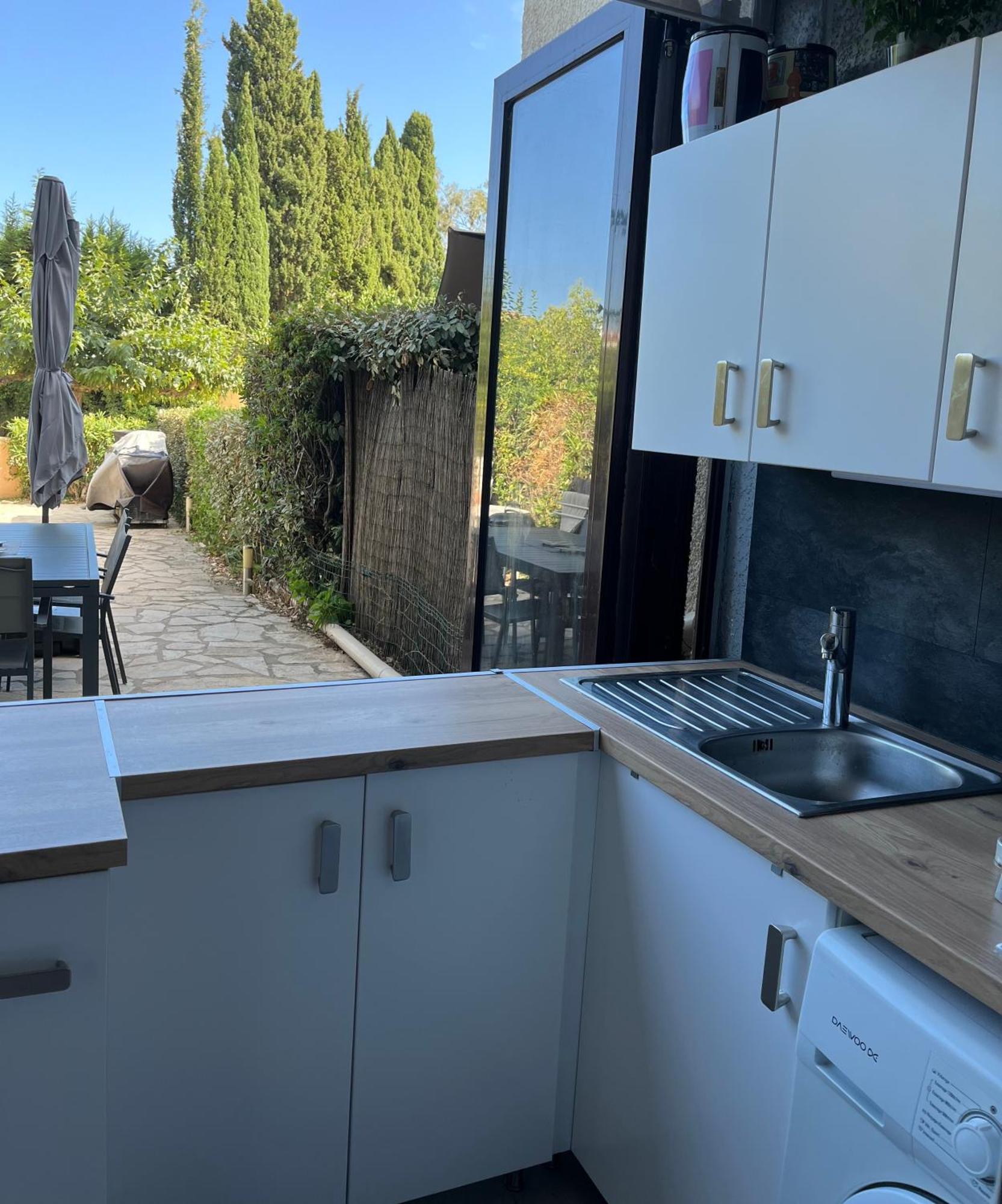 Calme Et Confort En Rez-De-Jardin La Londe-les-Maures Luaran gambar